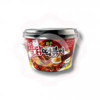 Топокки в очень остром курином соусе 183 г (Корея)